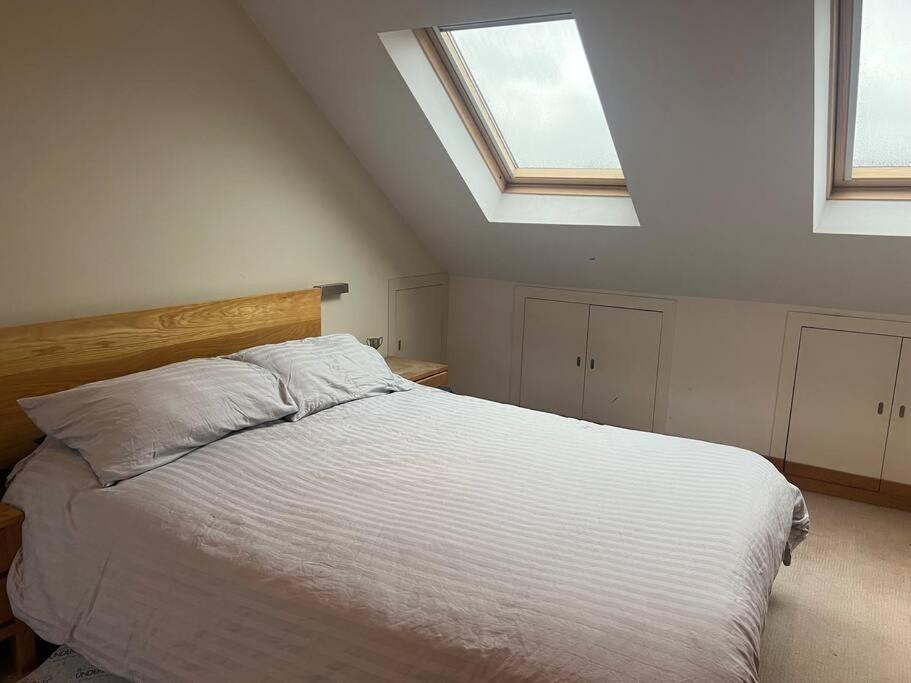 Four Bedroom Modern Victorian Wandsworth House Londra Dış mekan fotoğraf